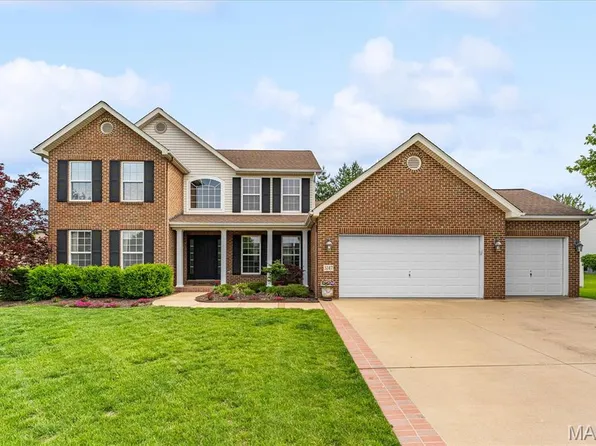 3247 Roan Hill Dr, Belleville, IL 62221