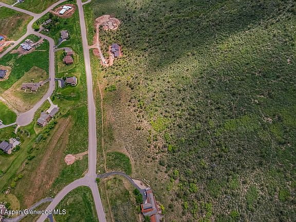 5th image of 447 Dry Park Rd