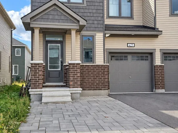 625 Allied Mews, Ottawa, ON K2S 3A1