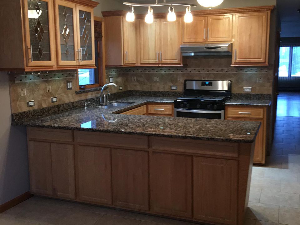 1st image of 5100 S Cicero Ave #3