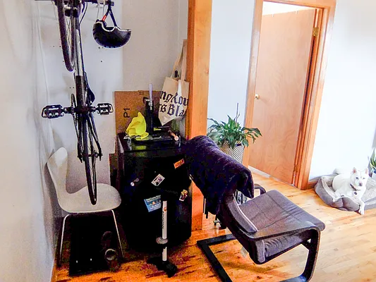 Rented by MySpaceNYC | media 19