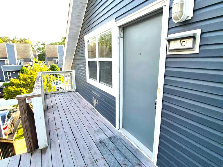 12762 Saint James Pl #C — Photo 13