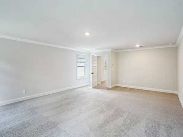 261 Martin Spring Rd, Lawrenceville, GA 30045