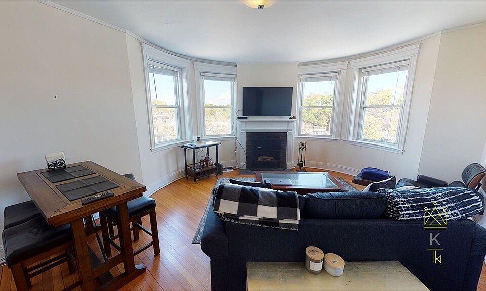 1st image of 210 Winthrop Rd APT 12
