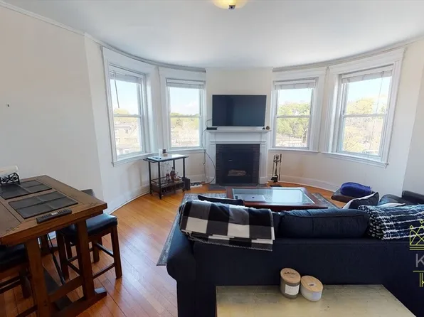 210 Winthrop Rd, Brookline, MA