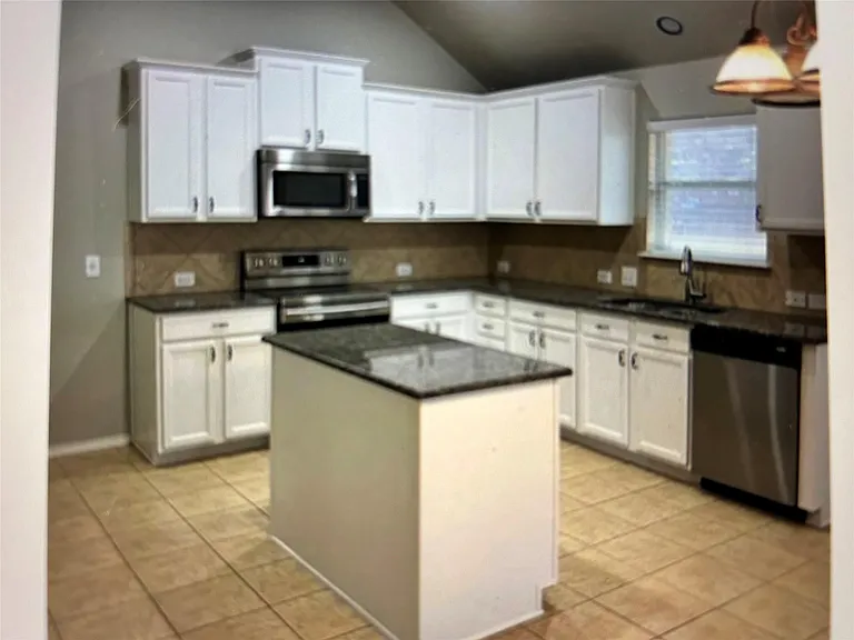 211 Animas Dr — Photo 4