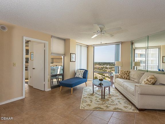 4th image of 3013 Atlantic Ave #601