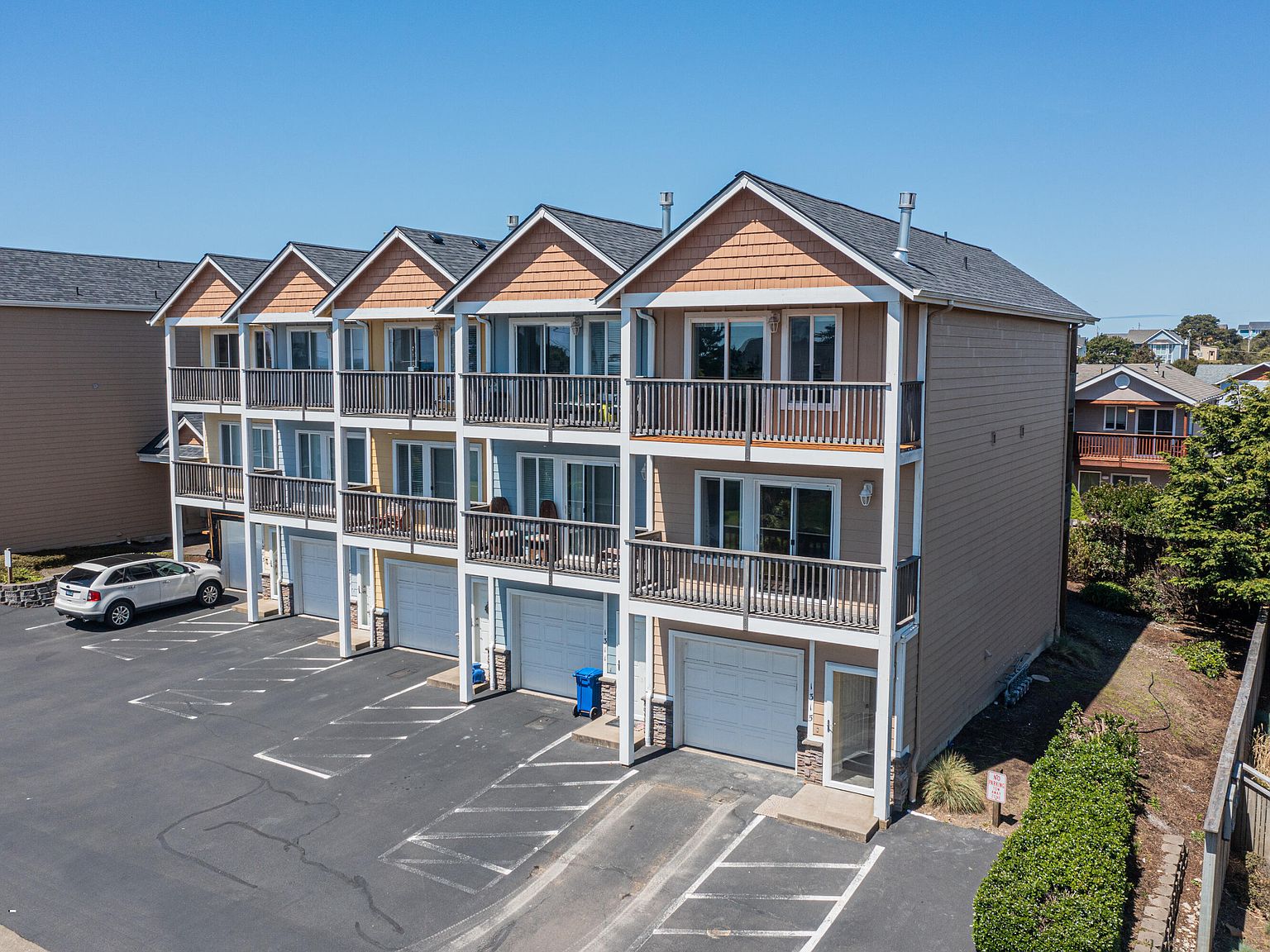 1315 NW 14th St, Lincoln City, OR 97367 Zillow