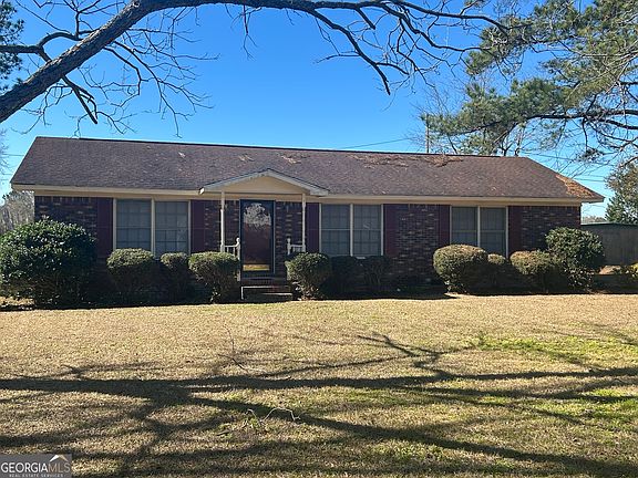 4th image of 130 Meadowood Ln