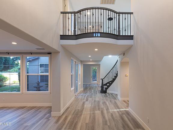 5th image of 3095 Eaglewood Ave