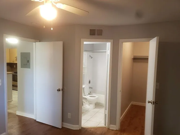 4096 N Pine Island Rd #2102 — Photo 8