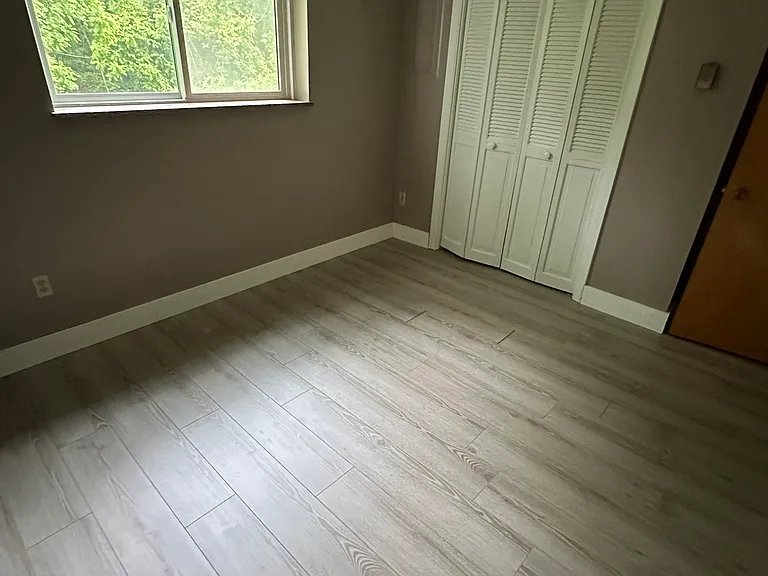 1335 Anderson Ave #4 — Photo 8