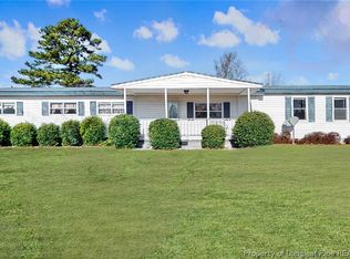 102 Storey Acres Rd, Spring Lake, NC 28390