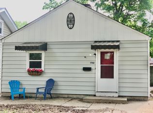 1732 S State St, Springfield, IL 62704