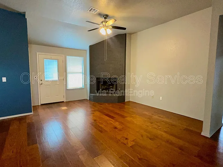 2617 Amy Ct — Photo 5