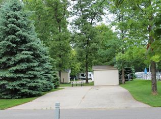 9313 S Lazy Ln, Baldwin, MI 49304