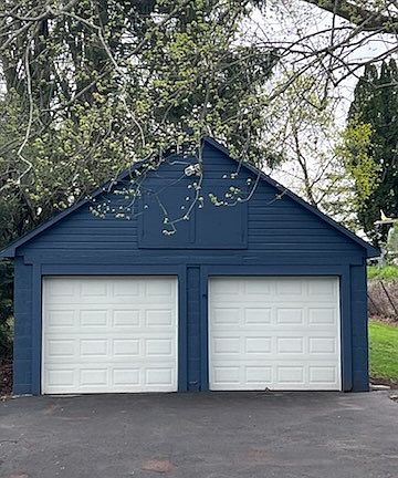 5th image of 152 Cottage St