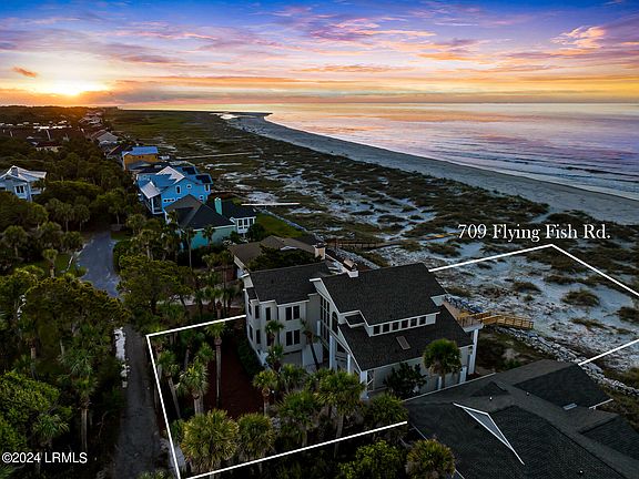 3rd image of 709 Flying Fish Road