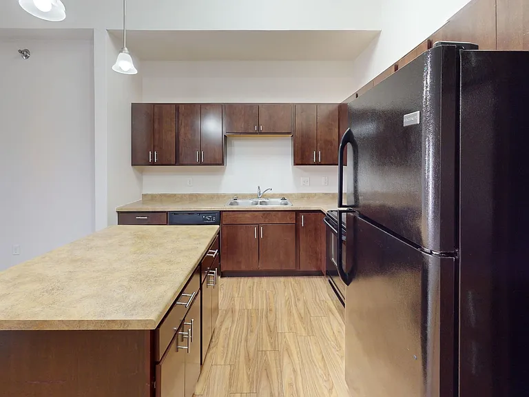 Cascades Apartments — Photo 57
