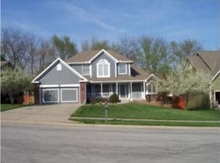 912 NE 101st Ter, Kansas City, MO 64155