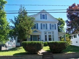 93 Woburn St, Medford, MA 02155
