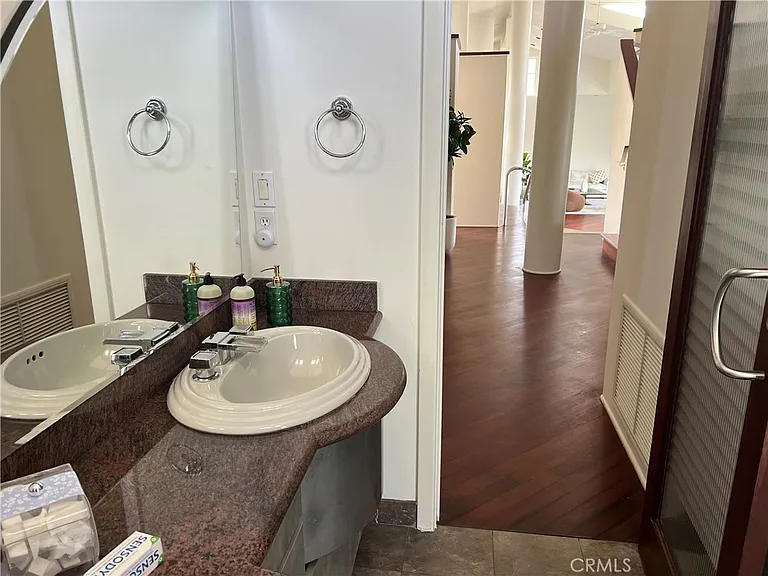 1569 Skyline Dr — Photo 30