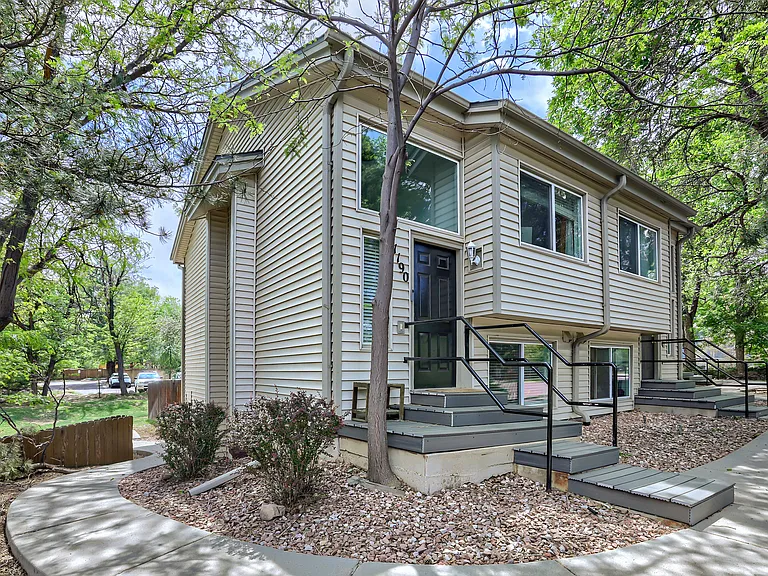 1190 Poplar Ave — Photo 31