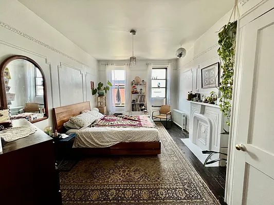 Rented by Ideal Properties Group | media 5