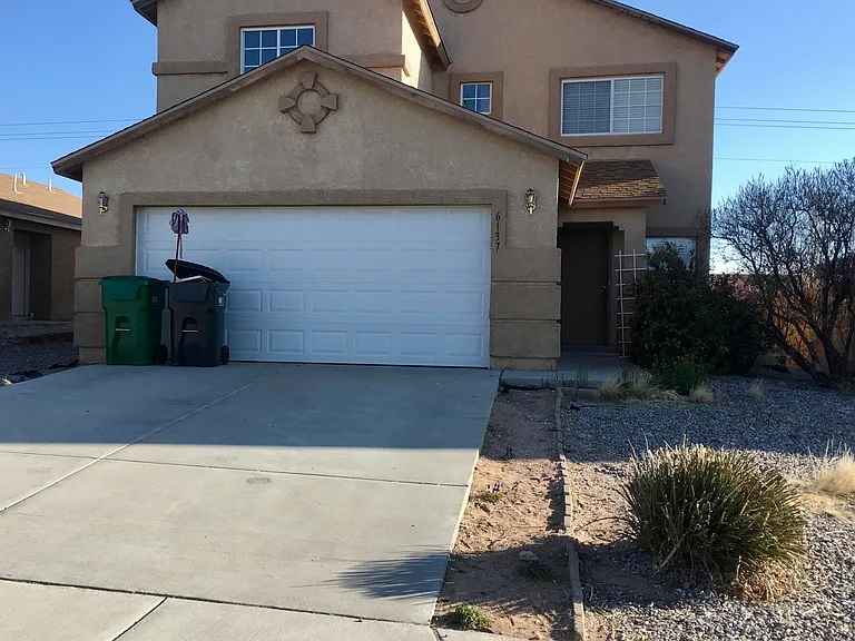 6137 Vaughn Dr NE — Photo 1