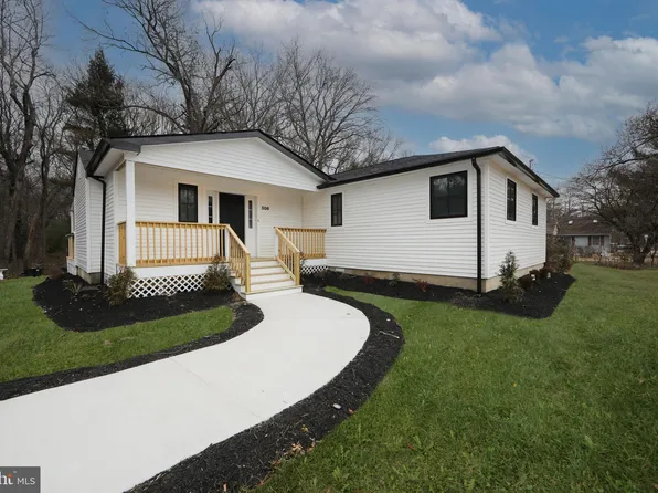 306 E Pittsfield St, Pennsville, NJ 08070