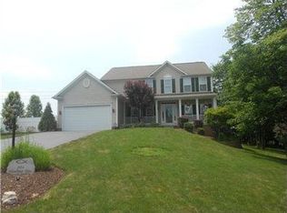 103 Woodbriar Dr, Mc Donald, PA 15057