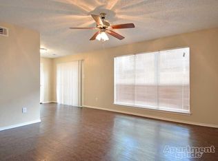 310 Belmont St, Tomball, TX 77375