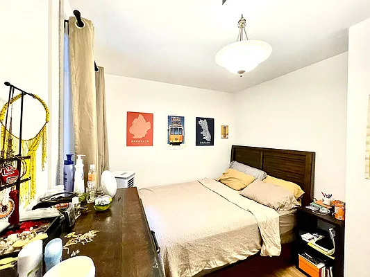 Rented by Pear NYC LLC | media 23