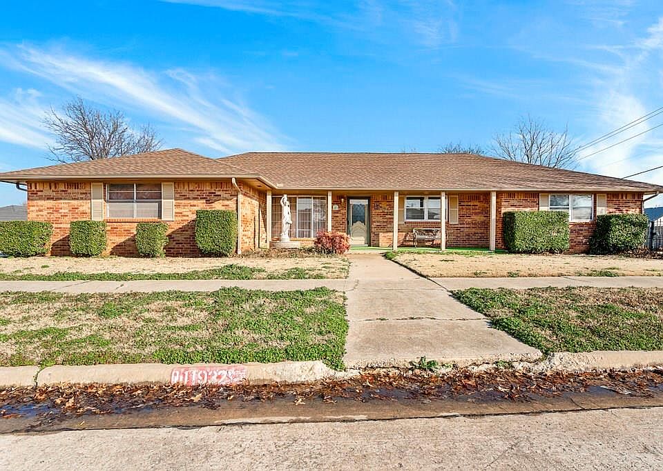1st image of 11932 Shroyer Dr