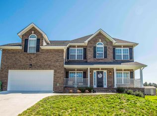 832 Commonwealth Ave, Strawberry Plains, TN 37871