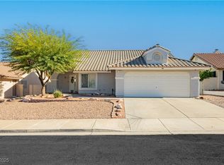 131 Park Ridge Ln, Henderson, NV 89002