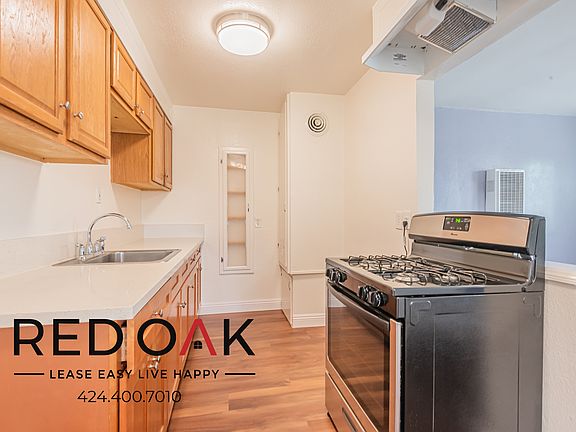 4th image of 11940 Rosecrans Ave #5