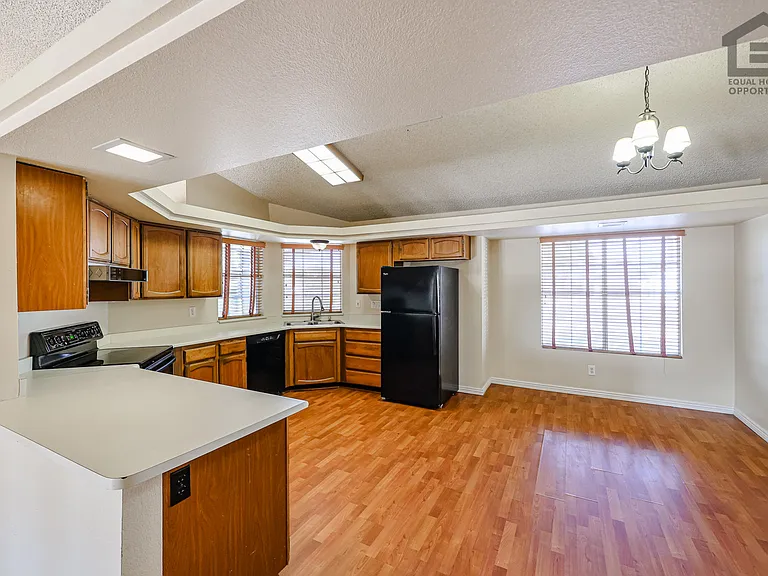 5727 W Villa Maria Dr — Photo 7