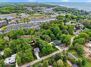 434 Beech St, South Haven, MI 49090