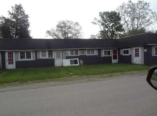 517 E Strawberry Rd, Montezuma, IN 47862