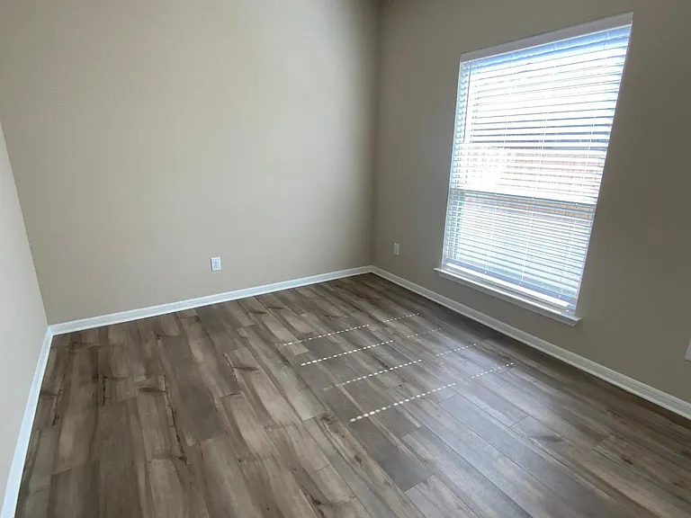 5073 Dickinson Loop — Photo 7