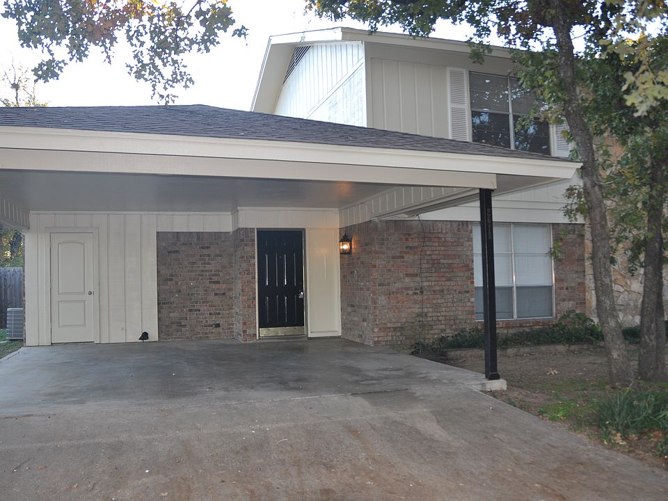 1st image of 2610 W Highland Dr
