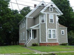 3 Maple Ave, Mayfield, NY 12117