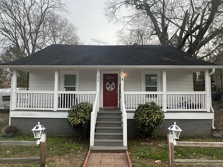 254 Barber St — Photo 2