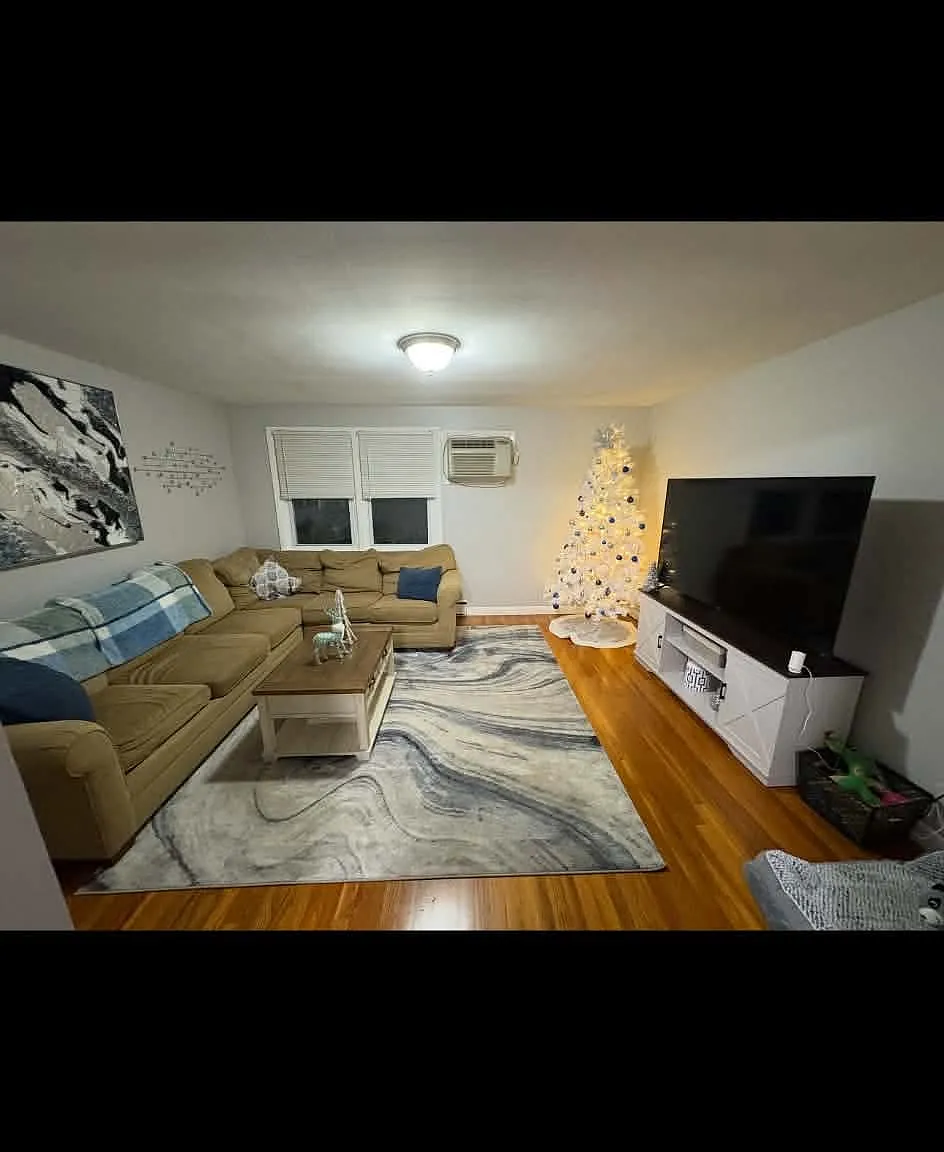 2 bed, $1,750 — Photo 1
