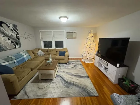39 Columbus Ave, North Providence, RI 02911
