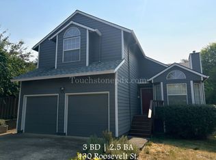 430 Roosevelt St, Oregon City, OR