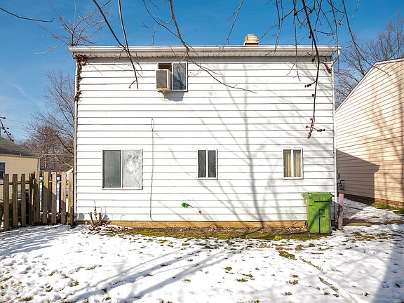 5th image of 617 Campers Dr