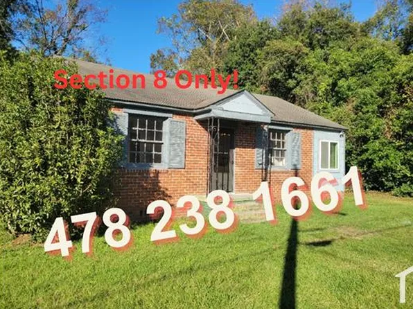 1349 Peavy Dr, Macon, GA 31206