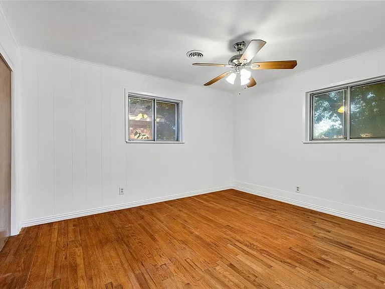 7108 Willis Ave — Photo 26